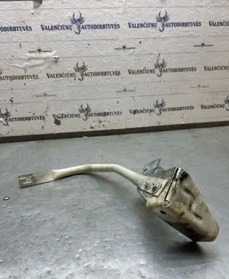 Headlight/headlamp mounting bracket
