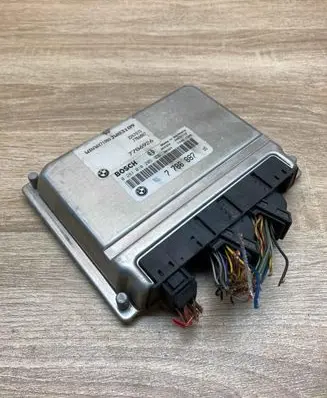 BMW 3 E46 Engine control unit/module ECU 7786887 0281010205 Used