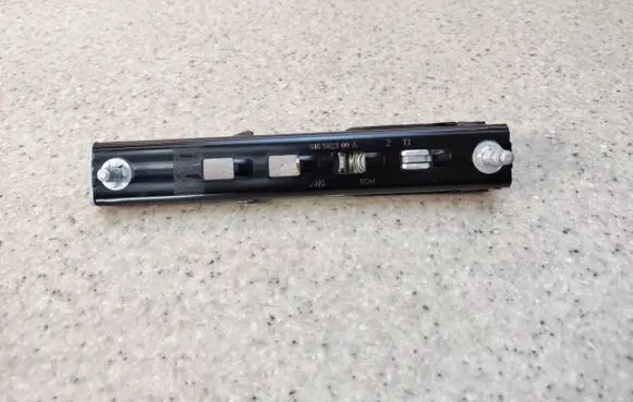 Mercedes-Benz CLS C218 X218 Seat belt adjustment rail 616582300A