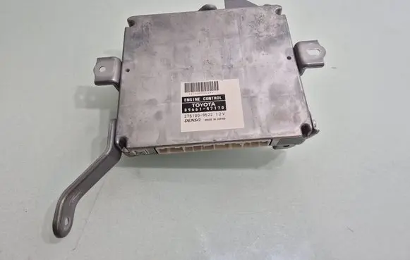 Toyota Prius (XW20) Engine control unit/module 8966147170 2751009522