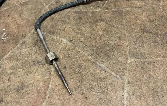 Mercedes-Benz C W205 Lambda probe sensor A0009058705
