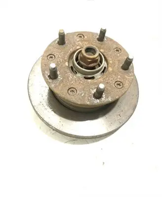 Rear wheel hub