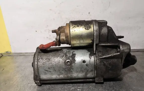 Opel Vivaro Starter motor 8200075362 D7R49 29H10627RD