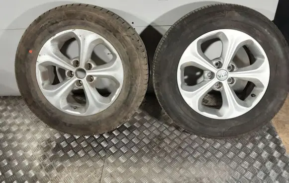 KIA Sorento R17 alloy rim 