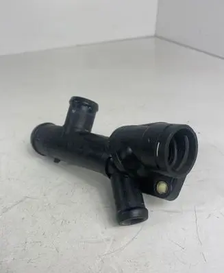 Volkswagen Transporter - Caravelle T5 Engine coolant pipe/hose 03L121131K