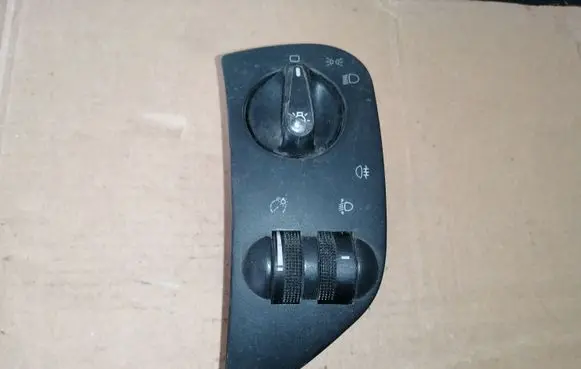 Seat Ibiza II (6k) Light switch 6K1941531B