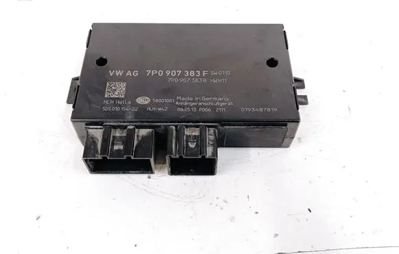 Volkswagen Touareg II Tow bar trailer control unit/module 7P0907383F