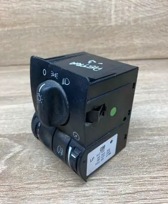 Opel Astra G Light switch 90561381