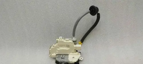 Porsche 911 997 Rear door lock loop/hook striker 4G0839016F