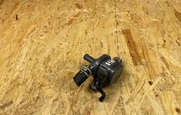 Honda CR-V Electric auxiliary coolant/water pump 5K1A0