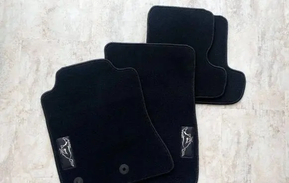 Ford Mustang V Car floor mat set 
