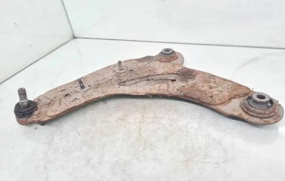 Opel Vivaro Front lower control arm/wishbone