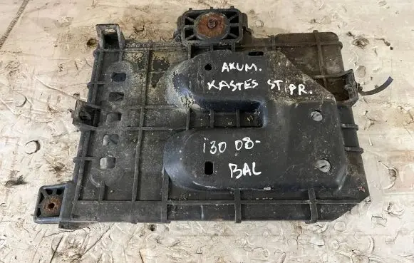 Hyundai i30 Battery tray 371502H000