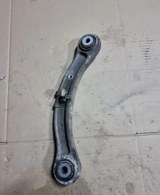 Volkswagen Touareg I Rear upper control arm/wishbone 7L0505375A