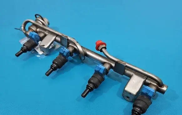 Audi A6 S6 C5 4B Fuel injector 058133681B IMPRK1605360