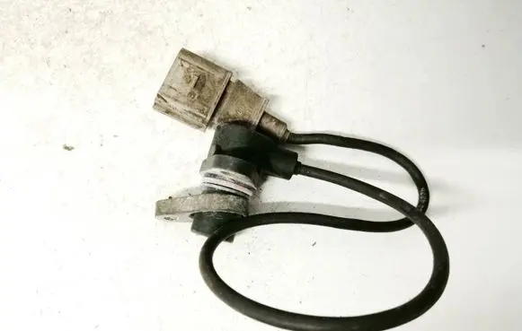 Audi A4 S4 B7 8E 8H Crankshaft position sensor 0261210179