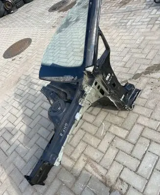 Volkswagen Golf VIII Front quarter panel