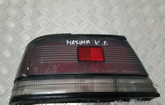 Nissan Maxima Rear/tail lights 88400