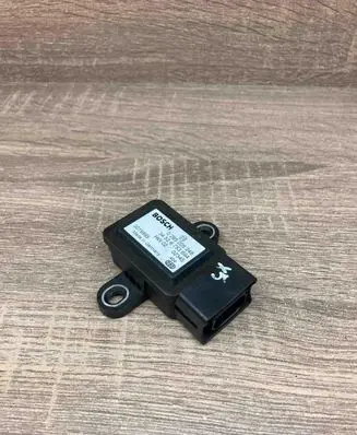 BMW 7 E65 E66 ESP acceleration yaw rate sensor 6753694 0265005248