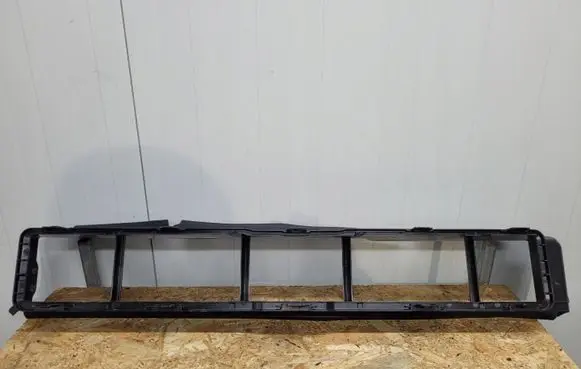 Radiator trim