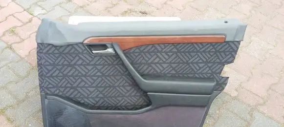 Mercedes-Benz C W202 Front door card panel trim