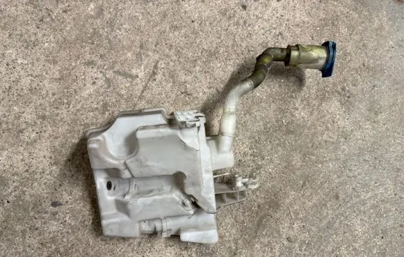 Seat Ibiza IV (6J,6P) Windshield washer fluid reservoir/tank 6C0955453F