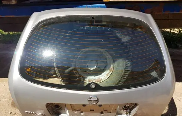 Nissan Primera Tailgate/trunk/boot lid