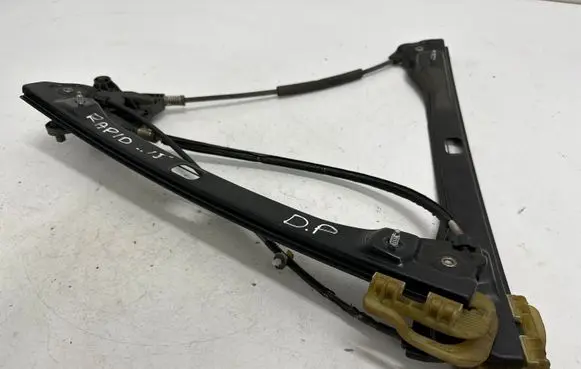 Skoda Rapid (NH) Front window lifting mechanism without motor