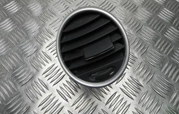 Mercedes-Benz ML W164 Rear air vent grill A1648302454 I9507