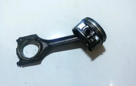 Audi A6 S6 C5 4B Piston with connecting rod