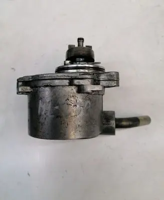 Mercedes-Benz ML W163 Vacuum pump A6122300065
