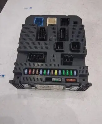 Peugeot 307 Comfort/convenience module 9663798180