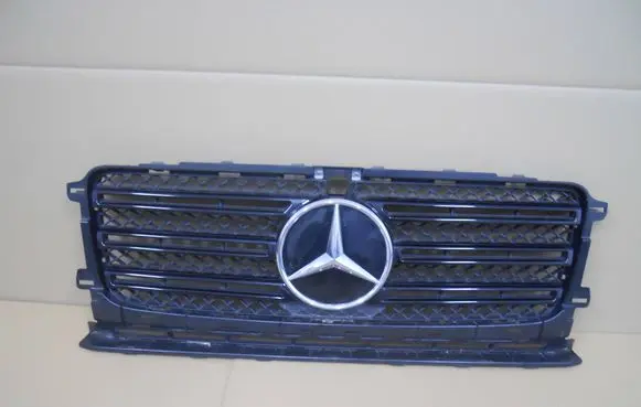 Mercedes-Benz G W463 2nd Gen Front bumper upper radiator grill A4638880400
