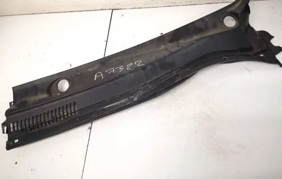 Toyota Avensis T250 Wiper trim 5578205030 55782-05030