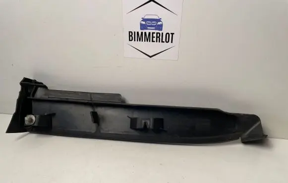 Audi A3 S3 8V Fender end trim 8V0821170D