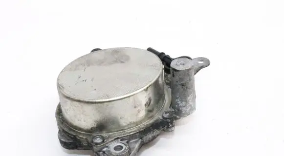 Peugeot RCZ Vacuum pump 9673836180