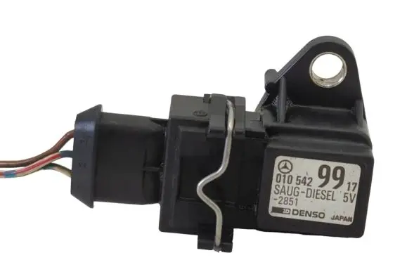 Mercedes-Benz C W202 Air pressure sensor 0105429917 010542 2851
