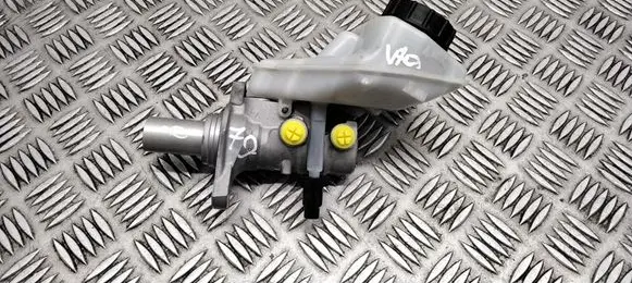 Master brake cylinder