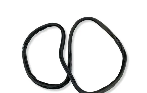 Lincoln Corsair Loading door rubber seal (on body) 
