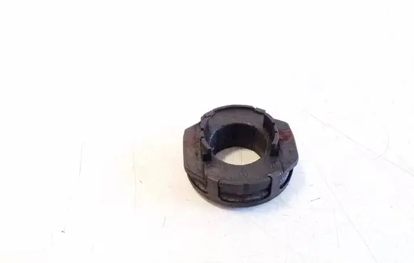 Volkswagen Transporter - Caravelle T5 clutch release bearing 02A141165M
