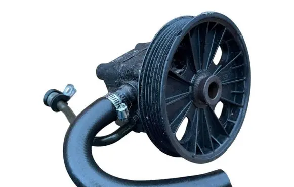 Volvo XC90 Power steering pump 30665100 7611332138