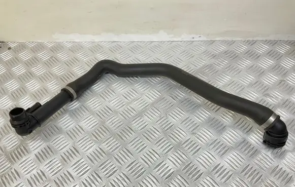 Volkswagen PASSAT B8 Engine coolant pipe/hose 5Q0121619D 3Q0122051D