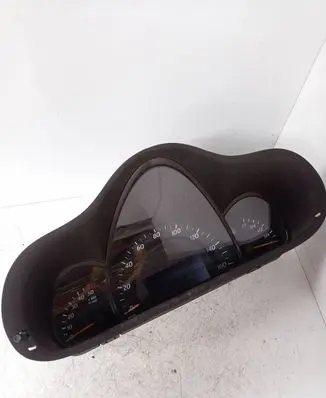 Mercedes-Benz C W203 Speedometer (instrument cluster) A2035402047