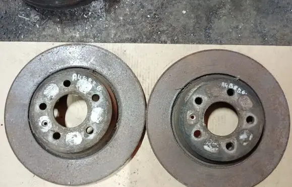 Audi A4 S4 B8 8K Rear brake disc