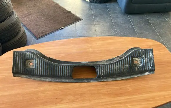 Chevrolet Trax Trunk/boot sill cover protection