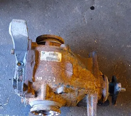 BMW 1 E82 E88 Rear differential 7566169 33107566169