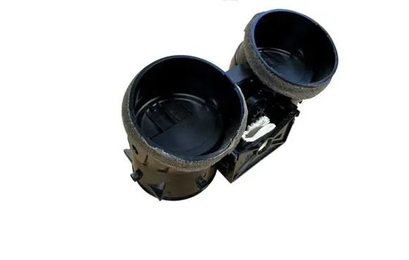 Rear air vent grill
