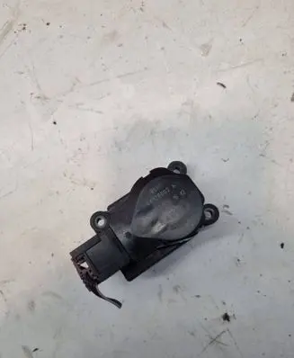 Mercedes-Benz CLS C219 Air flap motor/actuator G4126002 EAB502 A2038201642