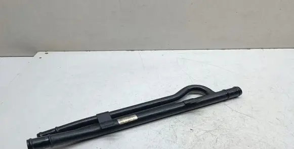 Porsche Cayenne (92A) Engine coolant pipe/hose 7P6121070AP