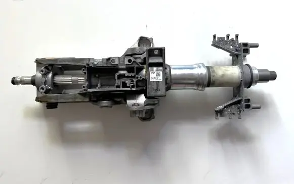 BMW 5 F10 F11 Steering wheel axle P10768701 6787926 P10784701